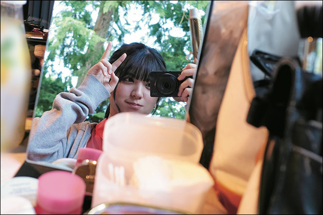 坂元葉月のグループ卒業目前、メンバー5人揃う最後の写真集『わーすた