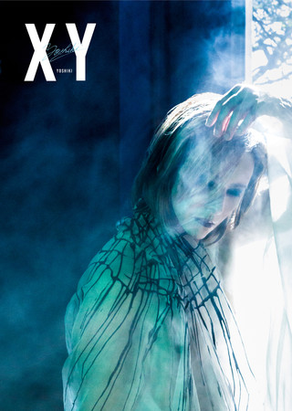 YOSHIKI、28年ぶりの写真集「XY」を自身の誕生日11月20日に講談社より