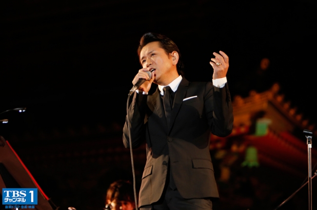 五重塔前で披露したプレミアムライブ！『藤井フミヤ Music Heri Stage