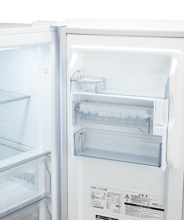 ASCII.jp：業界唯一※1、扉に製氷ユニットを搭載AQUA 前開き式冷凍庫