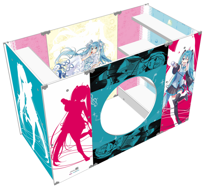 TSUKUMO、初音ミクとコラボレーションした「ダンボール構造体」を使用
