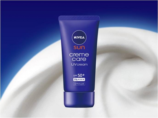 高保湿+UVカットしっとり長続き、なのにベタつかない“高保湿日やけ