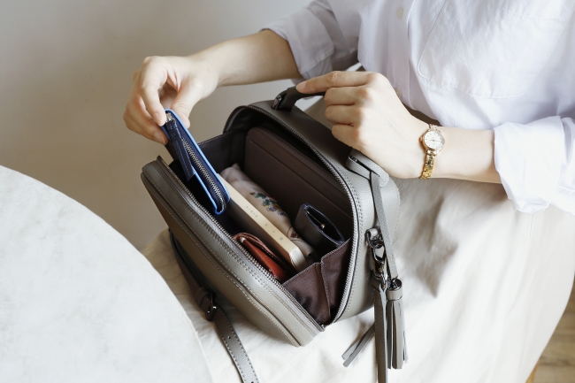 土屋鞄】休日のおでかけに！2018年秋冬の新作「スウィングミニ
