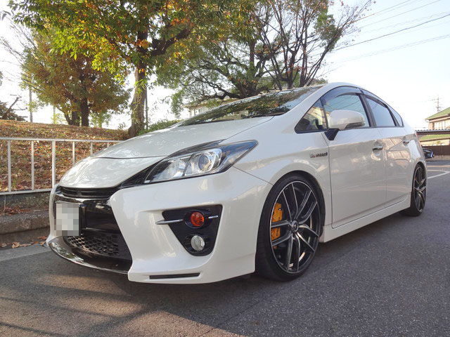 ZVW30 プリウス MILD DAMPER車高調に交換 四輪アライメント