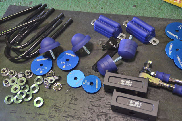 ハイエース 2.5インチ ローダウンセット 玄武 ショートスタビリンク