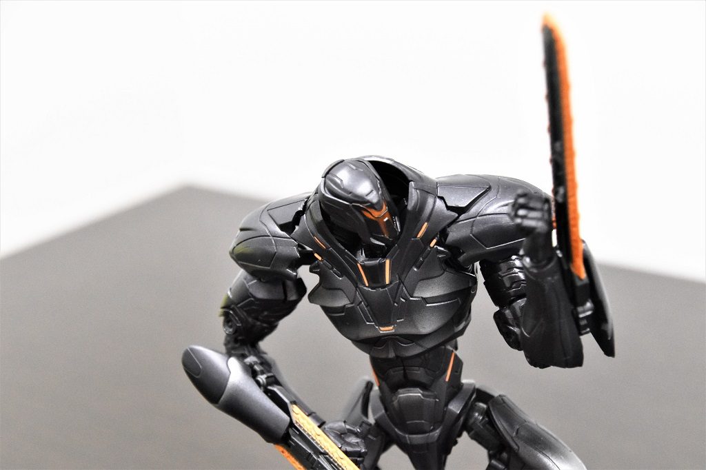 限定3000個シベリア対決セットが爆売れ！ 『パシフィック・リム