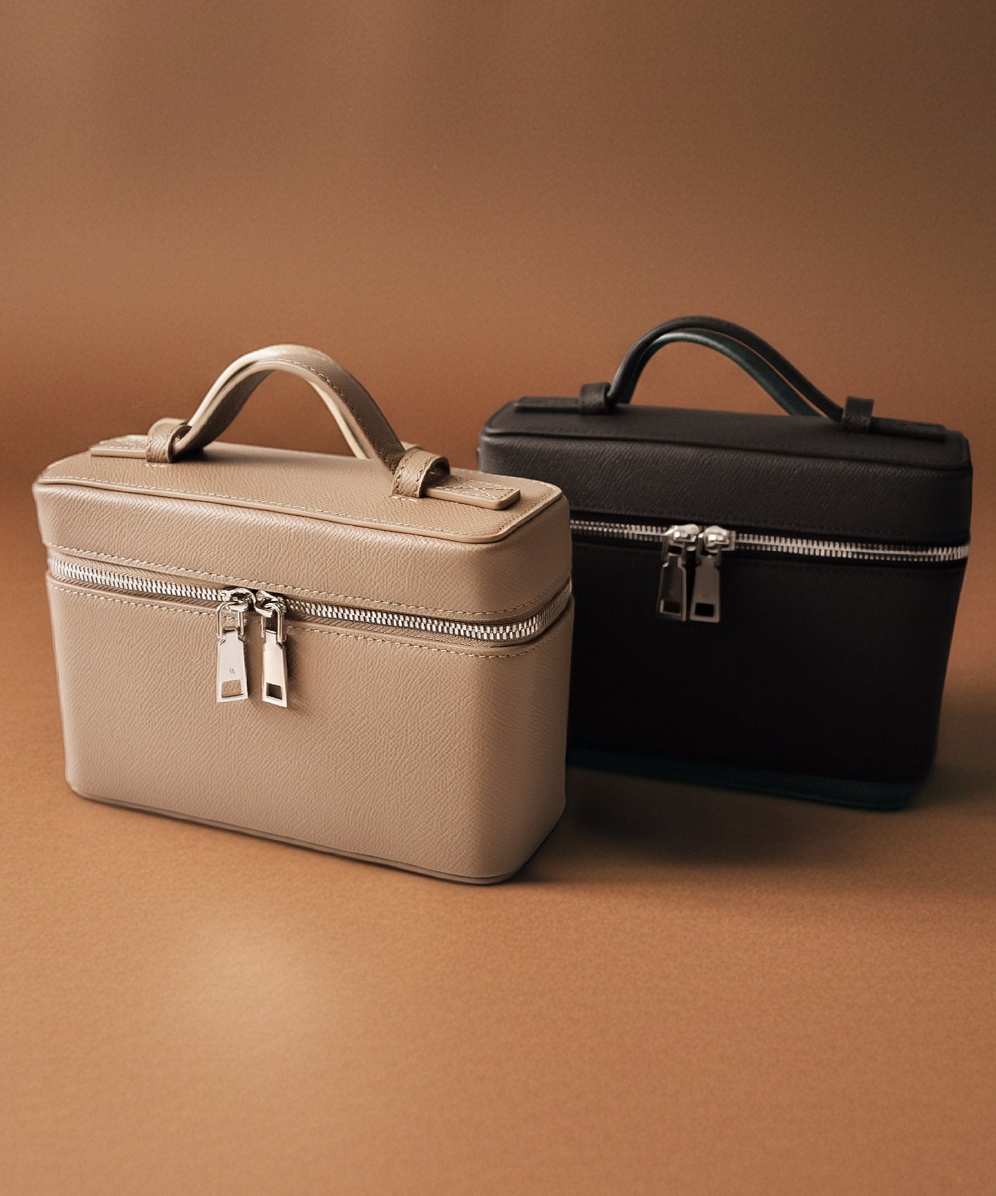 cléa(クレア) 本革バニティバッグ q bag paris 公式ショップ