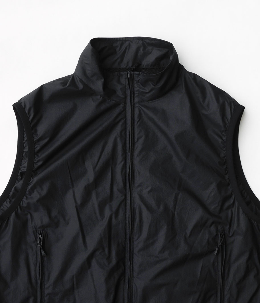 DAIWA PIER 39 TECH REVERSIBLE WIND SHIELD VEST [BLACK] - Fresh