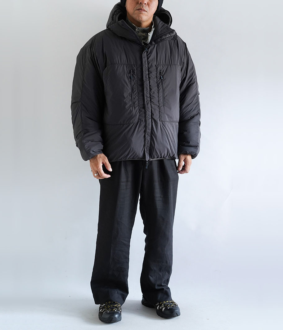 DAIWA PIER 39 TECH REVERSIBLE CLIMBERS PUFF JACKET [CHARCOAL