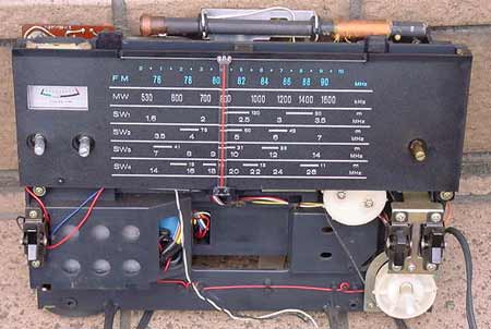 SONY TFM-2000F ワイドFM （通電のみ確認） SONY TFM-2000F ワイドFM