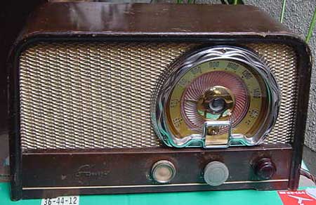 真空管ラジオ修理体験記 サンヨー SS－148型 スーパー受信機の修理