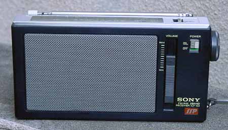 ア*き様 SONY ICF-300 3バンド トランジスターラジオ FM⁄AM⁄ SONY