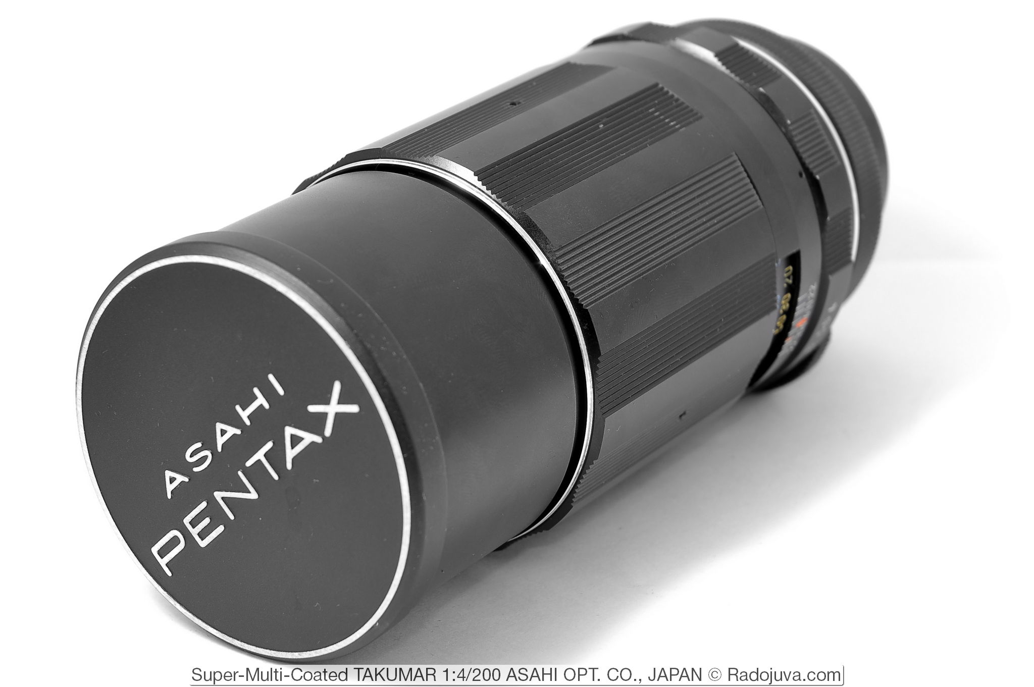 Overview of the Super-Multi-Coated TAKUMAR F / 4 200mm ASAHI OPT