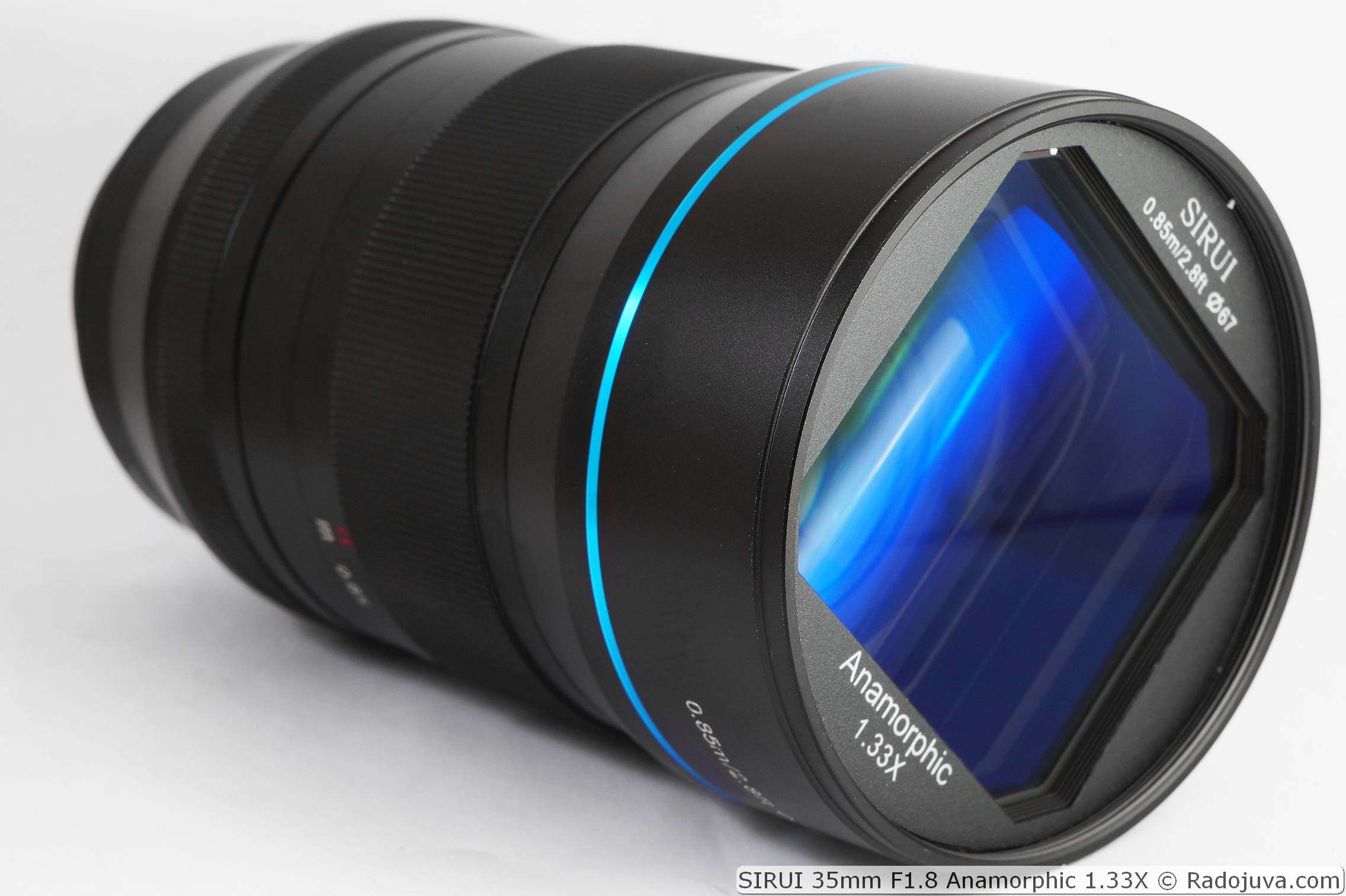 SIRUI 35mm F1.8 Anamorphic 1.33X (APS-C: E, Z, EF-M, X, L, RF +