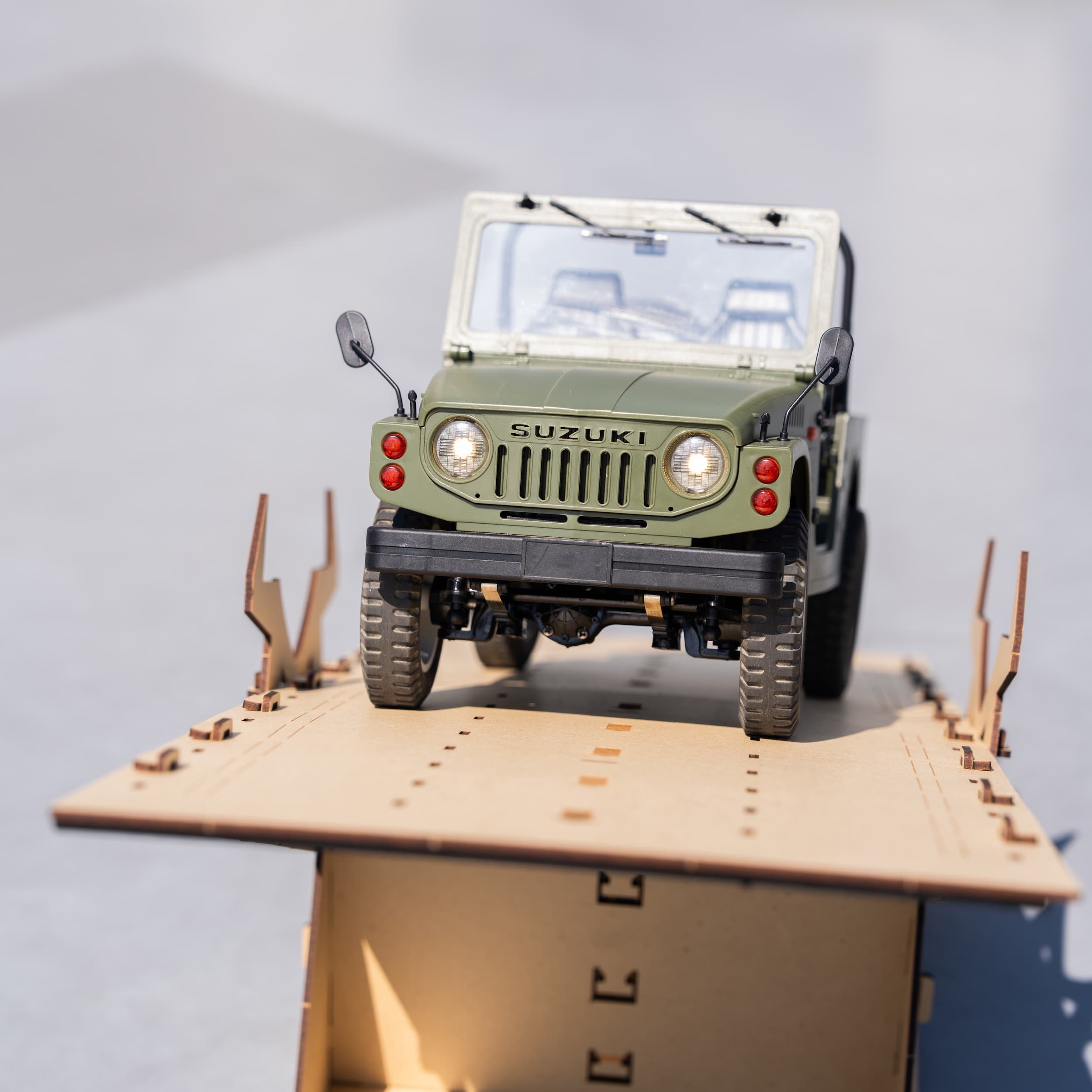 スズキ ジムニー (SJ10 1型)C84 RTR＋MDFコースセット – RAYWOOD