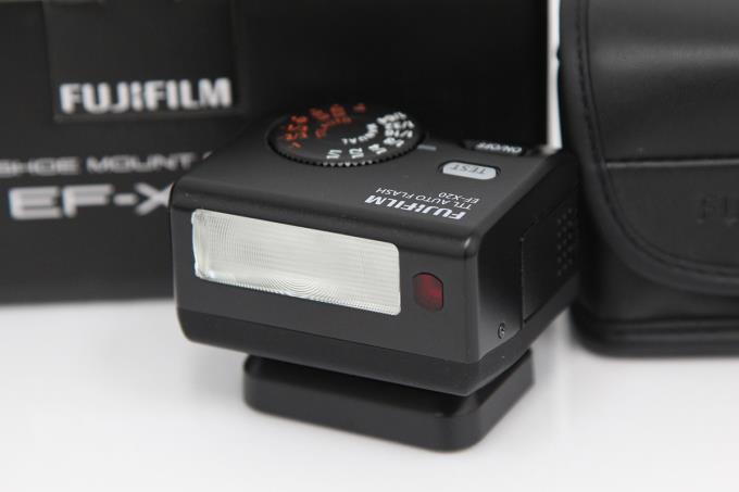 Fujifilm EF-X20 オートフラッシュ 箱付き備品は未使用品 Amazon