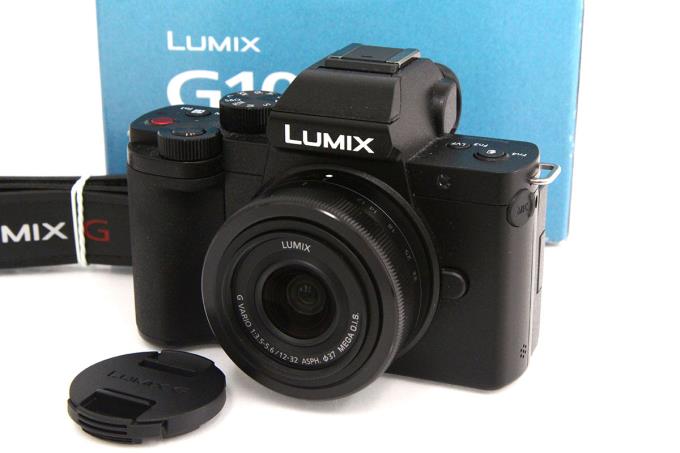 LUMIX DC-G100K 標準ズームレンズキット γA3838-2P4 | パナソニック