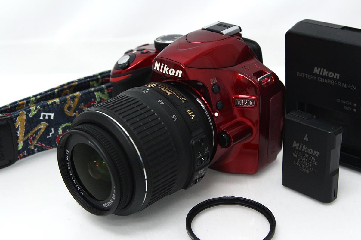 D3200 18-55 レンズキット レッド CA01-M2145-2P2A | ニコン