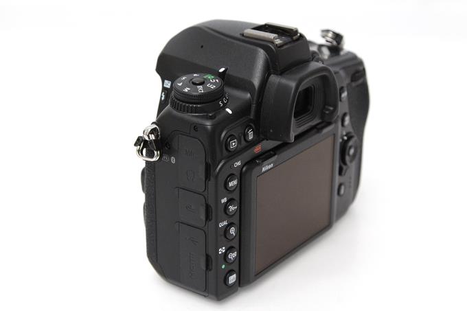 D780 ボディ シャッター回数 約9000回以下 M910-2O3 | ニコン