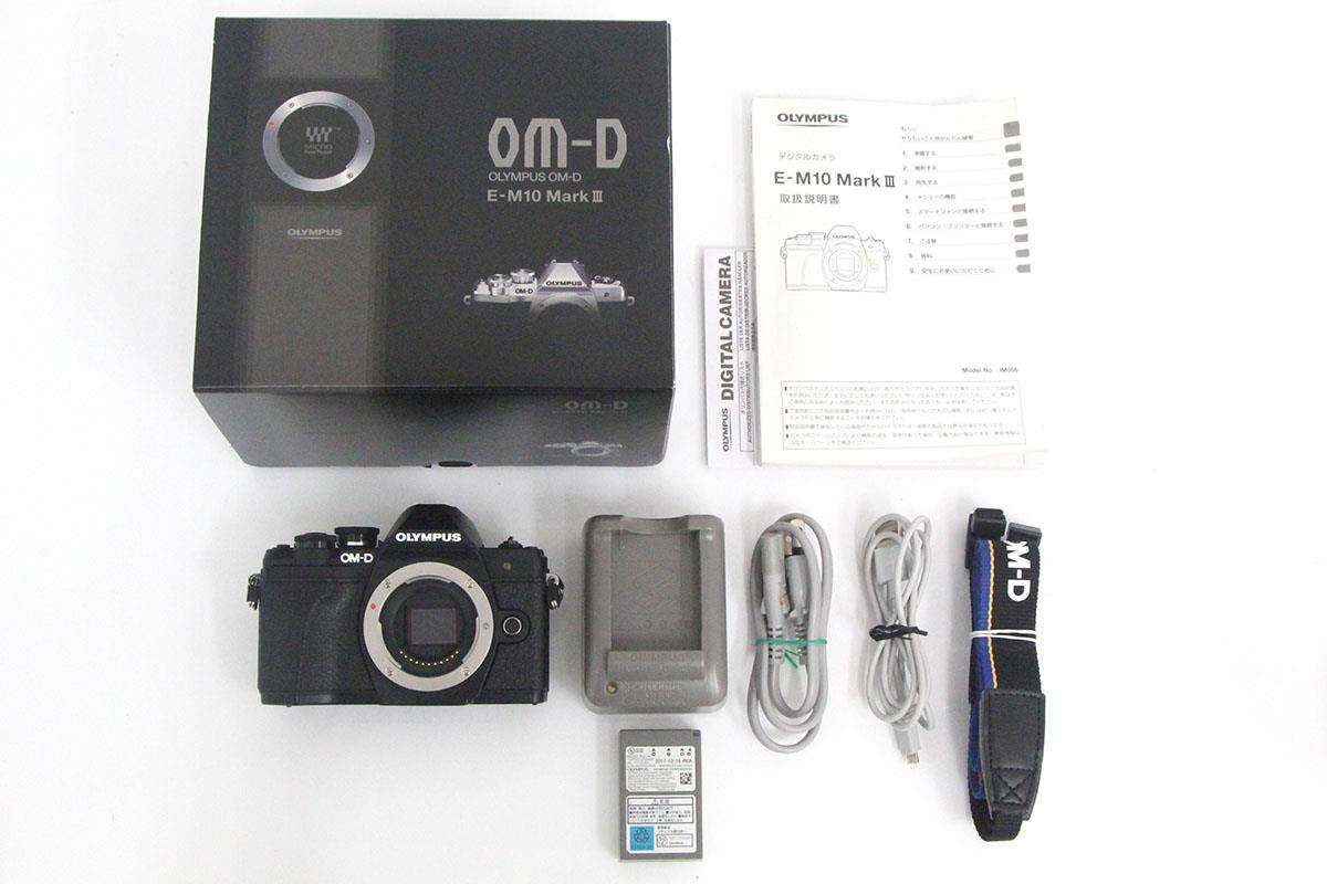 Olympus OM-D E-M10 MarkIII ボディ・充電器セット Amazon.com