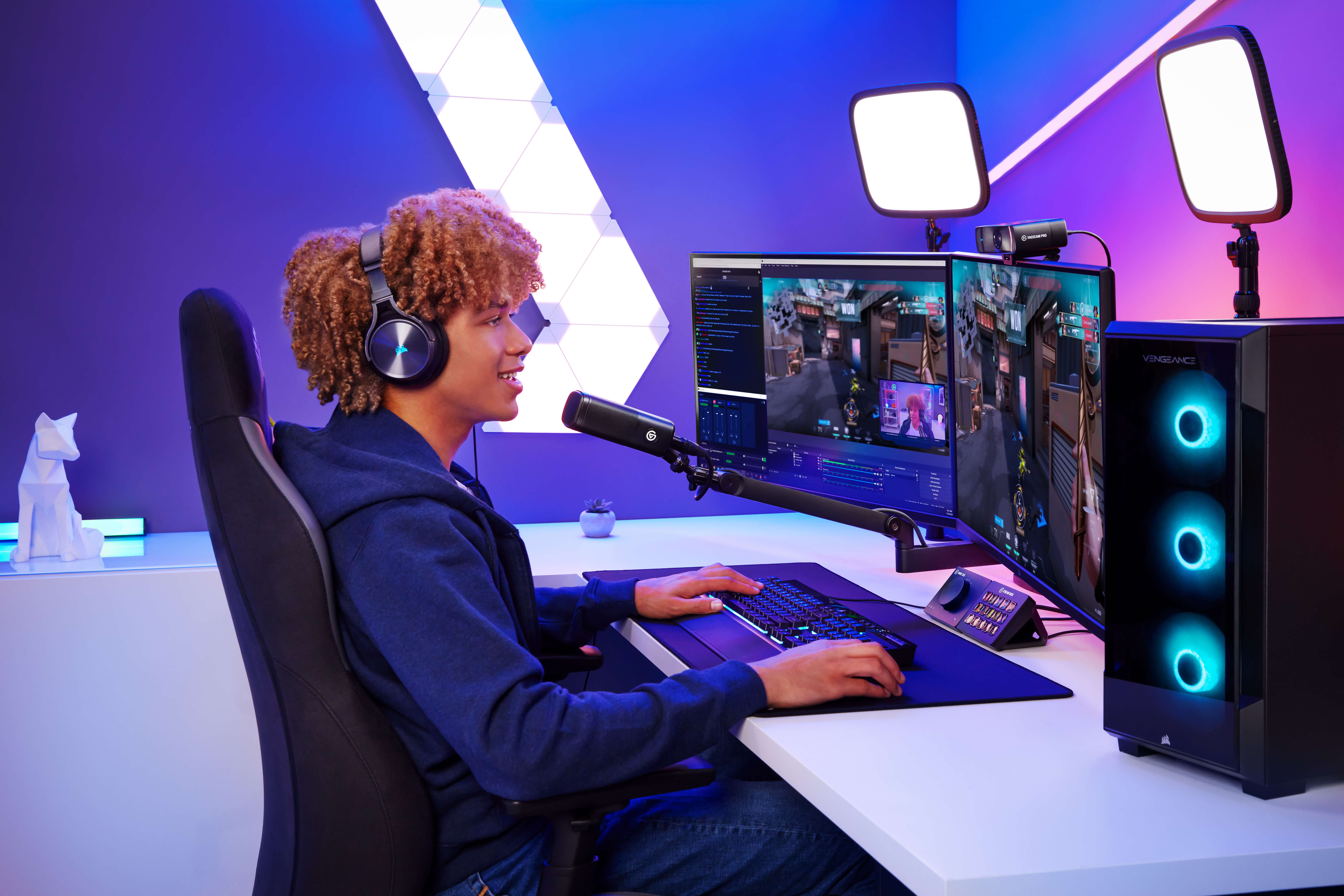 Facecam Pro | World's First 4K 60FPS Webcam | Elgato