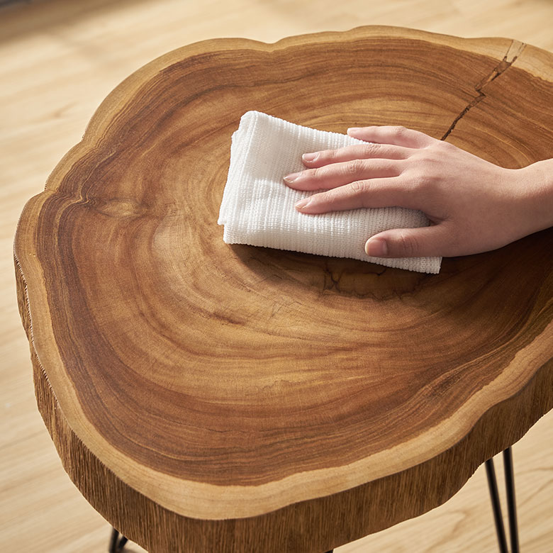 天然木チークウッド無垢材の切り株をそのまま生かして作られたサイド