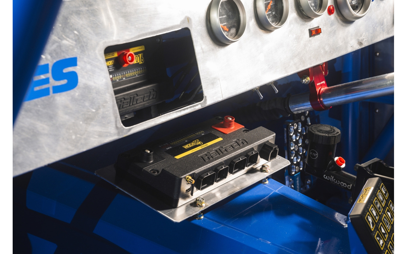 4ローター600馬力のRX-3ワゴンが爆誕！ マッドマイクxトーヨータイヤが