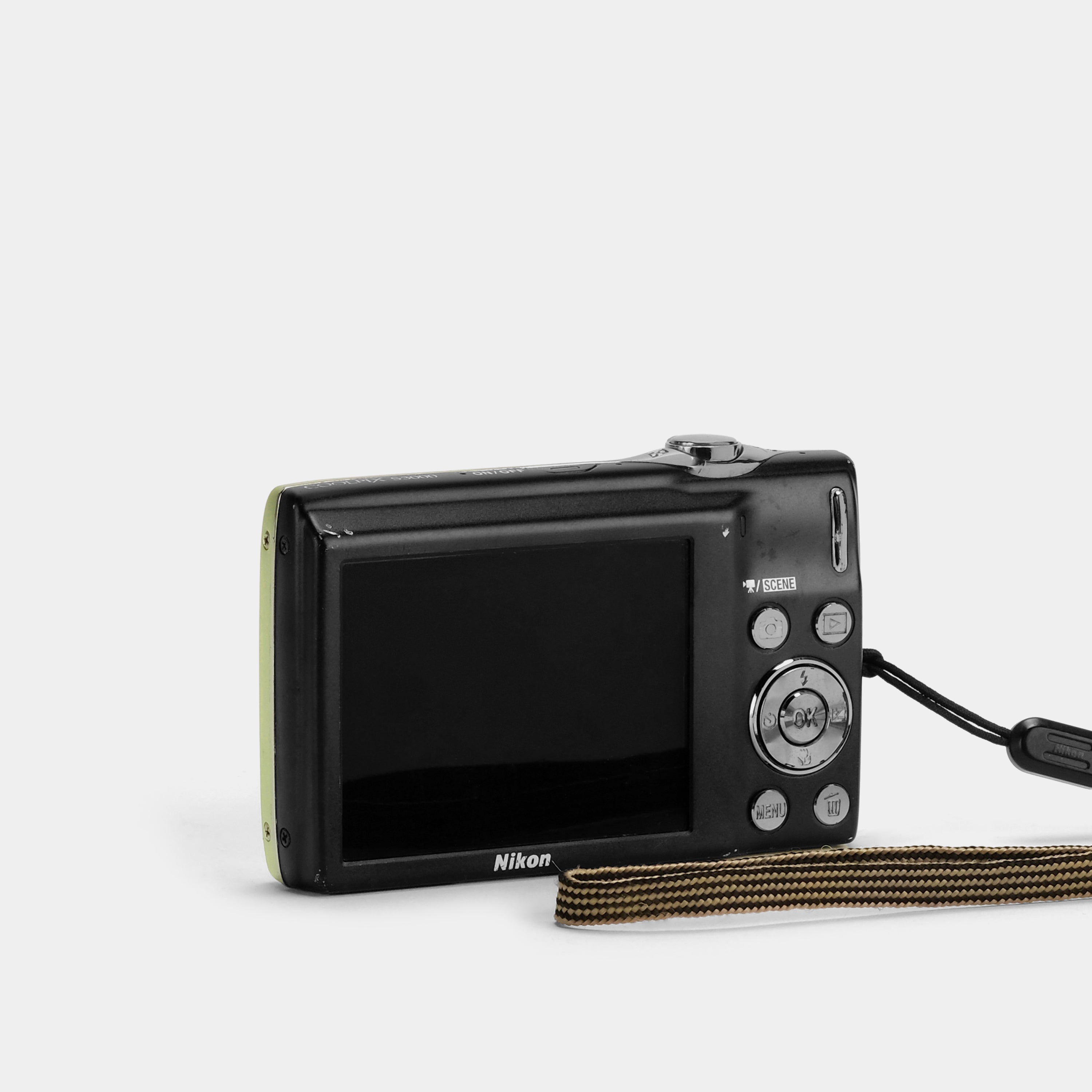 Nikon Coolpix S3000 Green Point and Shoot Digital Camera