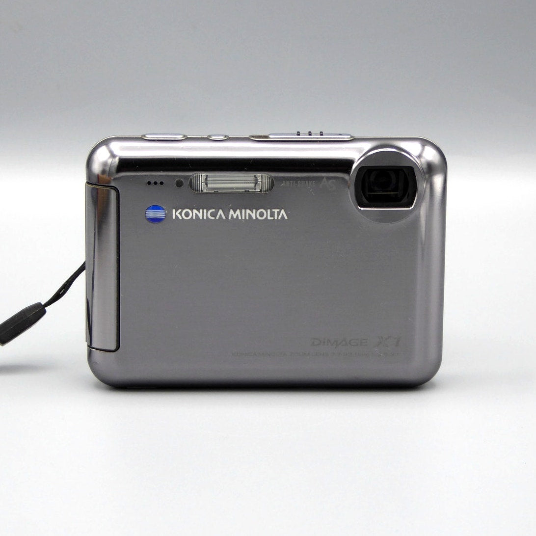Konica Minolta DiMAGE X1 Vintage Digital Camera | 8MP CCD, 3x
