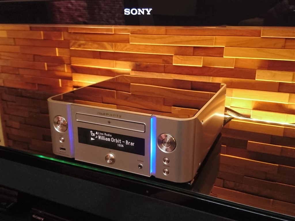 ぶっ飛んだ仕様〟と謳うAll in One Network receiver.M-CR611