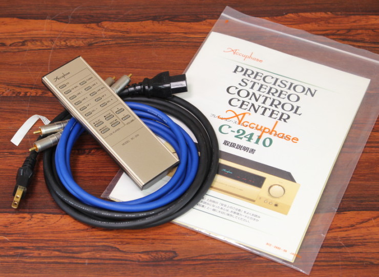 Accuphase C-2410 PRECISION STEREO CONTROL CENTER アキュフェーズ