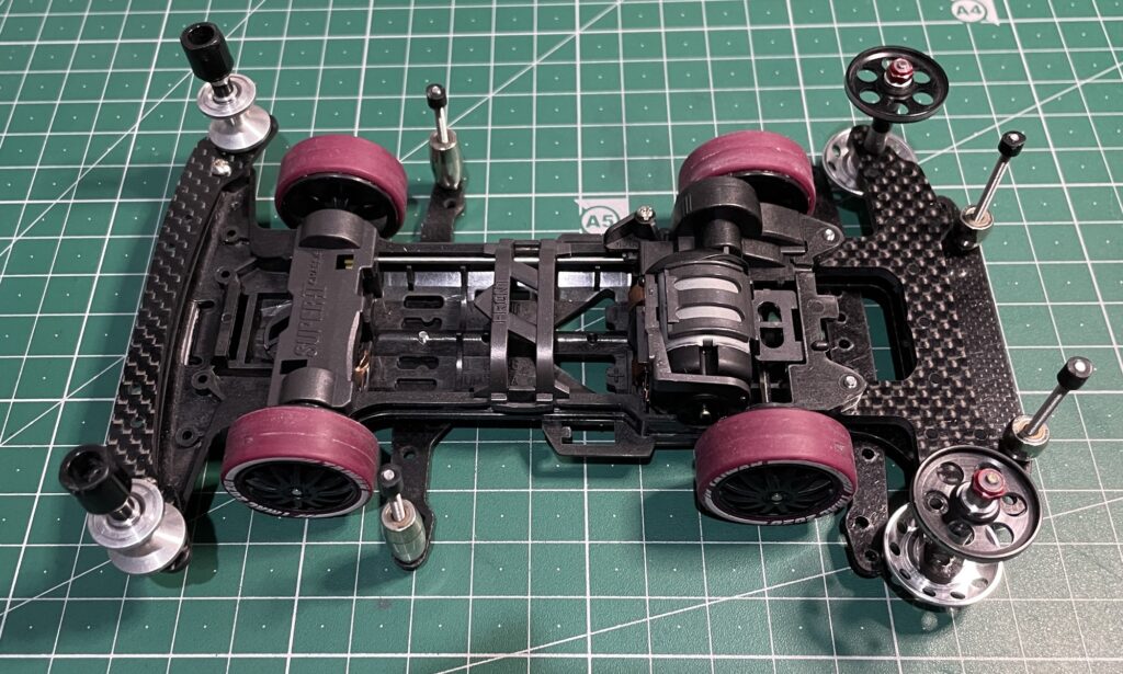 ミニ四駆】スーパー2シャーシのB-MAXマシンをご紹介☆ネオトライダガー