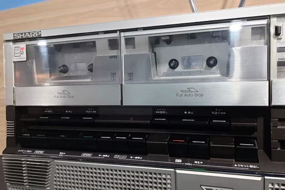 ラジカセの通販店｜私の好きなラジカセ「SHARP（シャープ） ザ