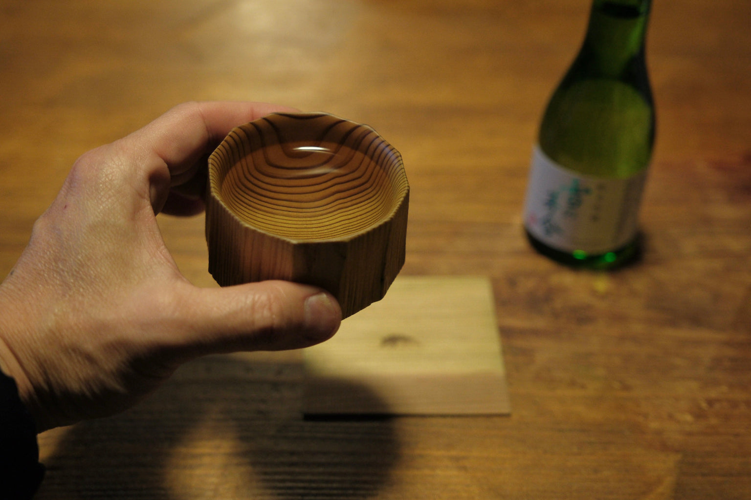 ぐい呑み（はつり）[木製・杉・草木染め・ヤポニカ] – River and Forest