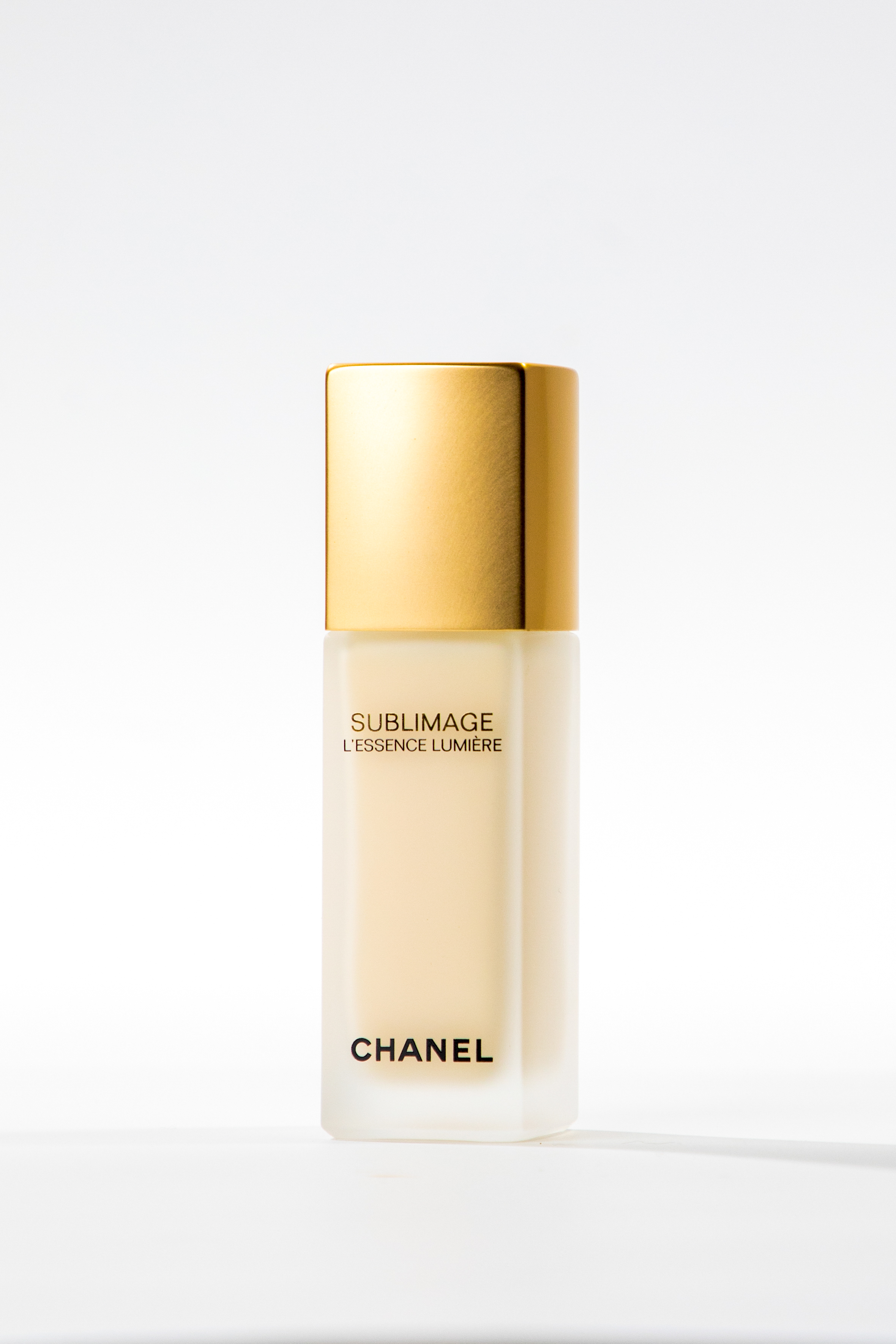The NEW Chanel SUBLIMAGE L'Essence Lumiere Serum – www.rjmstyle.com