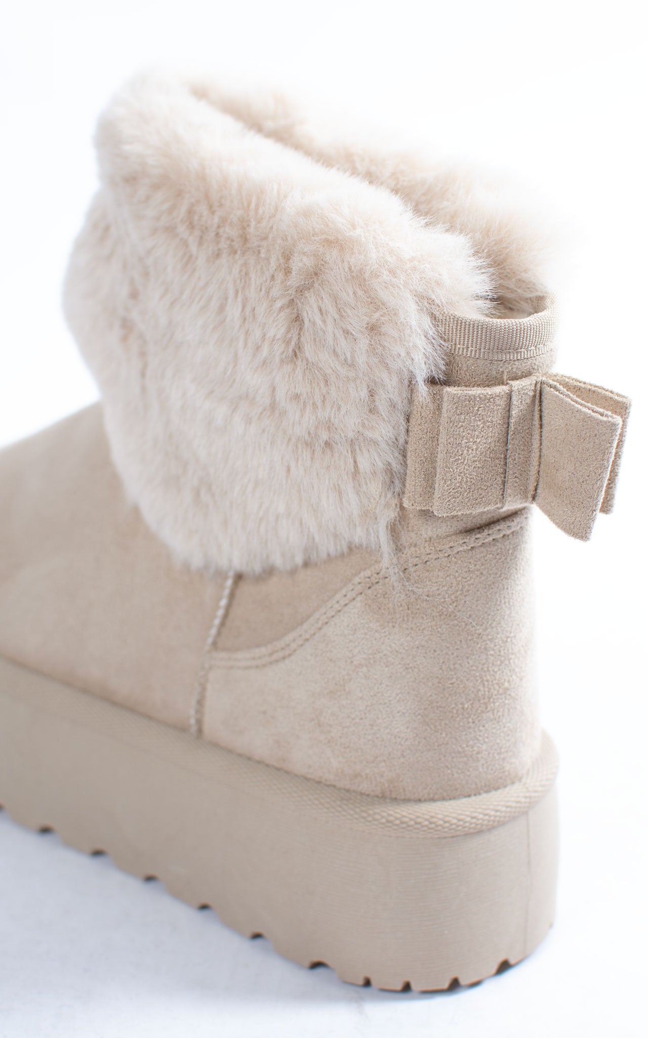 Fifi Fur Boots | Beige – Room Lytham
