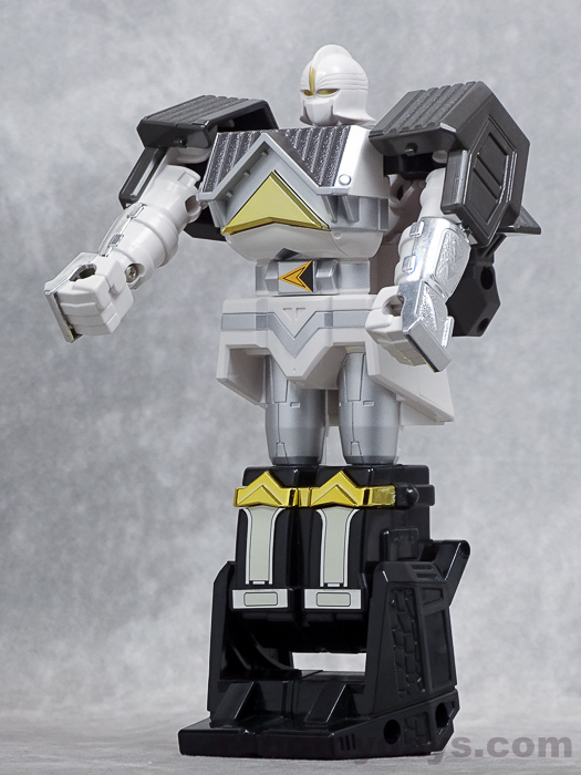 忍者合体 DX 無敵将軍 (Muteki Shogun) レビュー | RoboToyDays