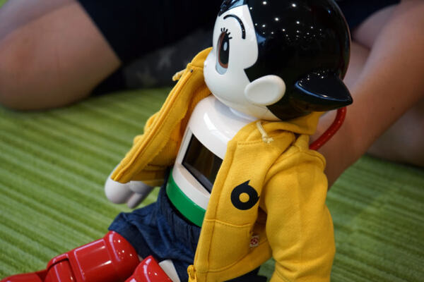 子供服メーカーが作った「ATOMウェア（通常版）」を体験【週刊鉄腕