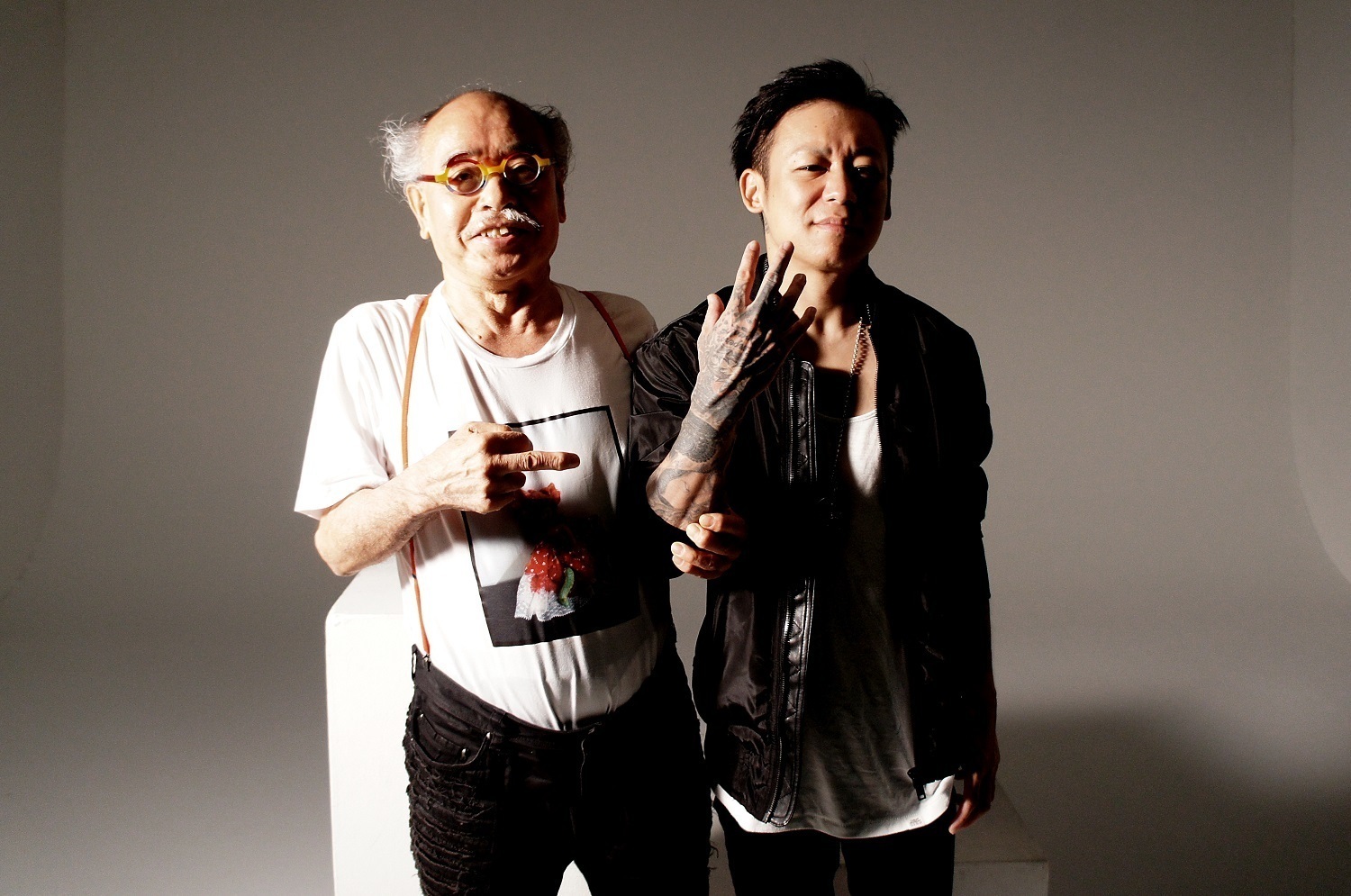 京（DIR EN GREY / sukekiyo）×アラーキー、“裸ノ顔”でコラボ「エロく