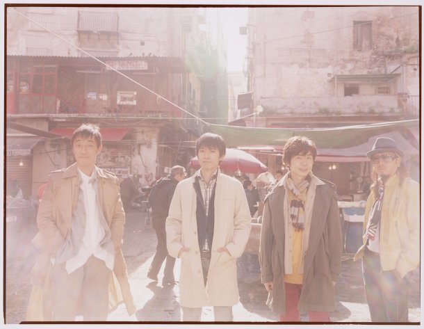 スピッツの草野マサムネ＆三輪テツヤが、M-ON!でヘビメタイントロ