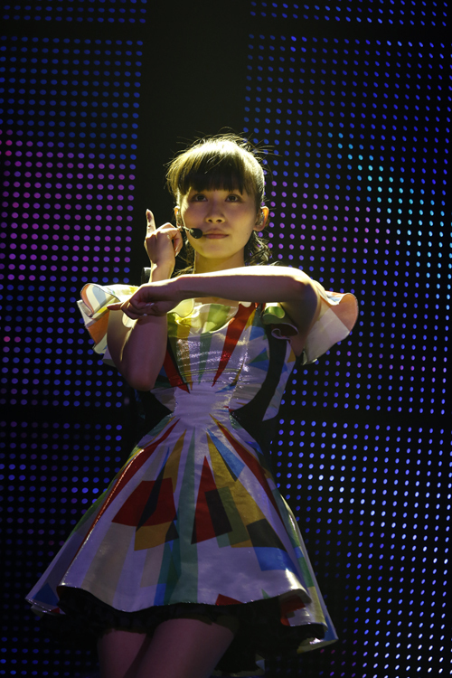 Perfume ＠ 東京ドーム 2013.12.25 邦楽ライブレポート｜音楽情報