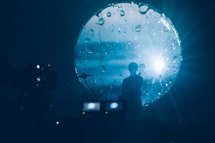 サカナクション、ライブBlu-ray/DVD 『SAKANAQUARIUM 光 ONLINE』を