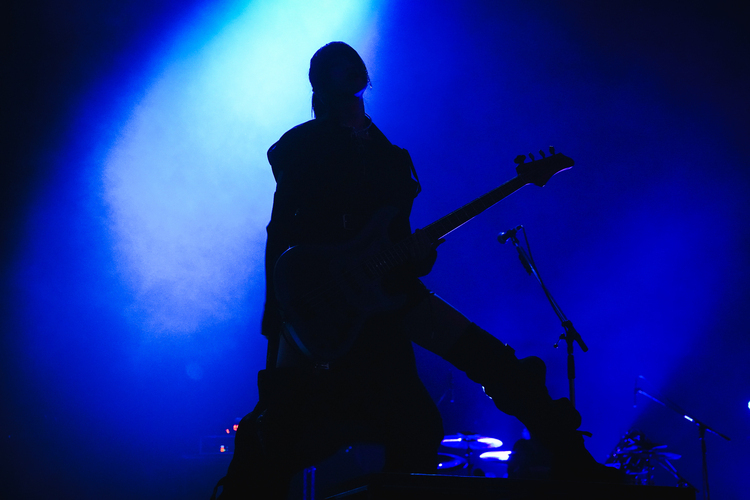 CLAN QUEEN - COUNTDOWN JAPAN 25/26 ライブ写真＆セットリスト｜音楽