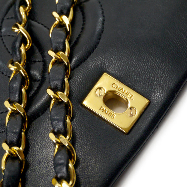OLD CHANEL 80s定番マトラッセ フルフラップチェーンバッグ – Vintage