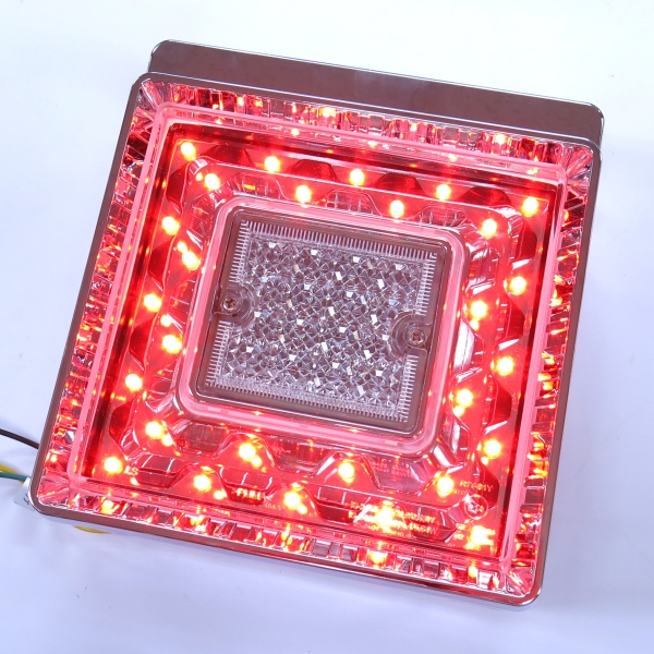JB角型LEDテールランプ単体 クリアレンズ LED赤 センター無灯火 日本