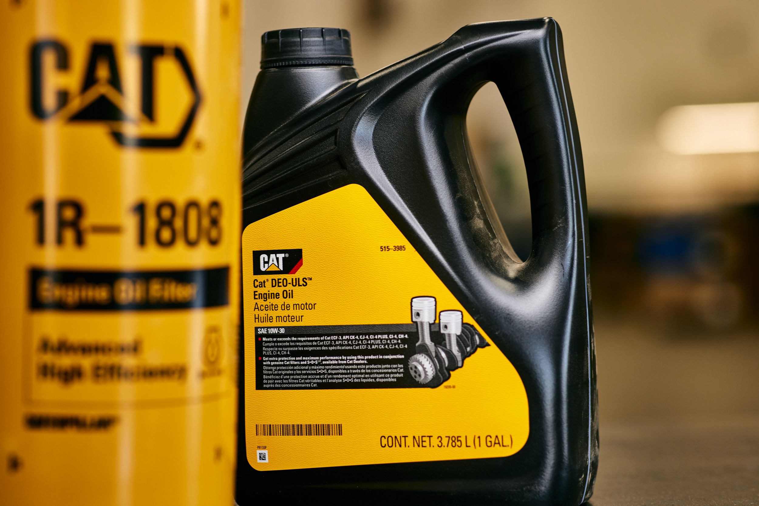Cat® Oils | Cat | Caterpillar