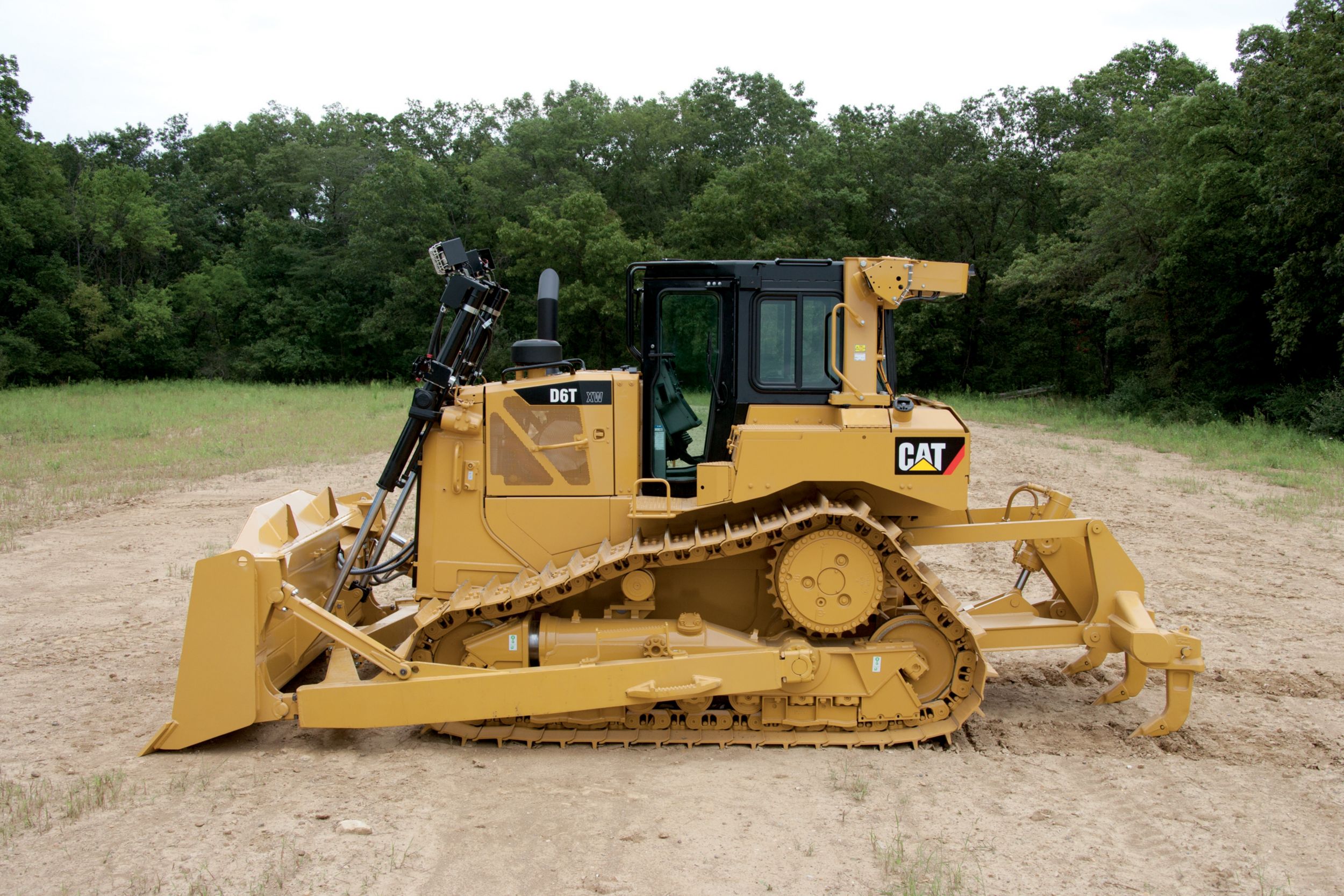 Cat D6T 中型ドーザ | Caterpillar