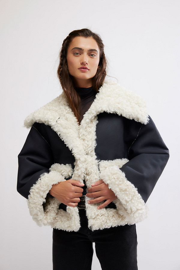 Kiki Sherpa Jacket | Nuuly