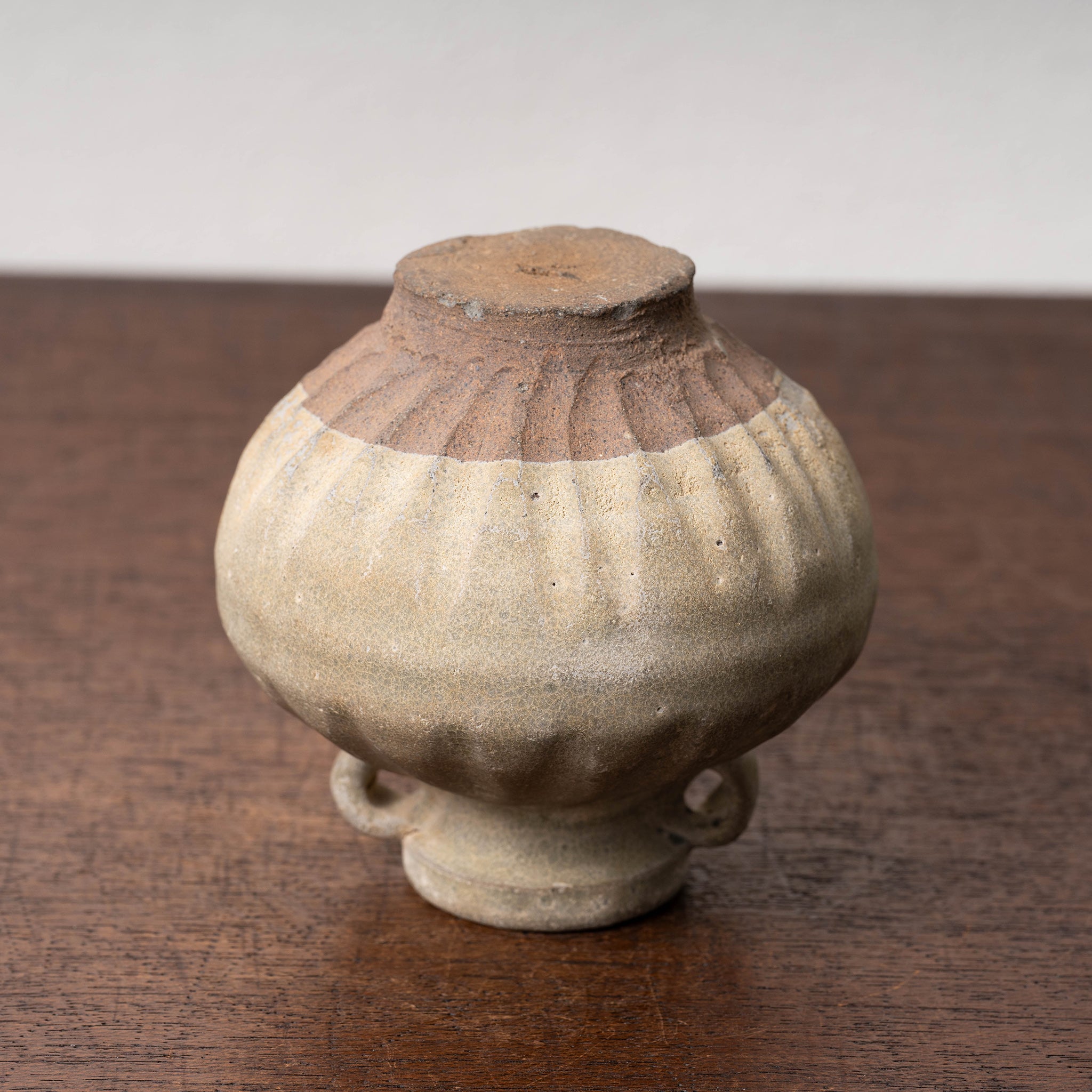 タイ スンコロク 宋胡録耳付小壺 – 燦禾 SANKA