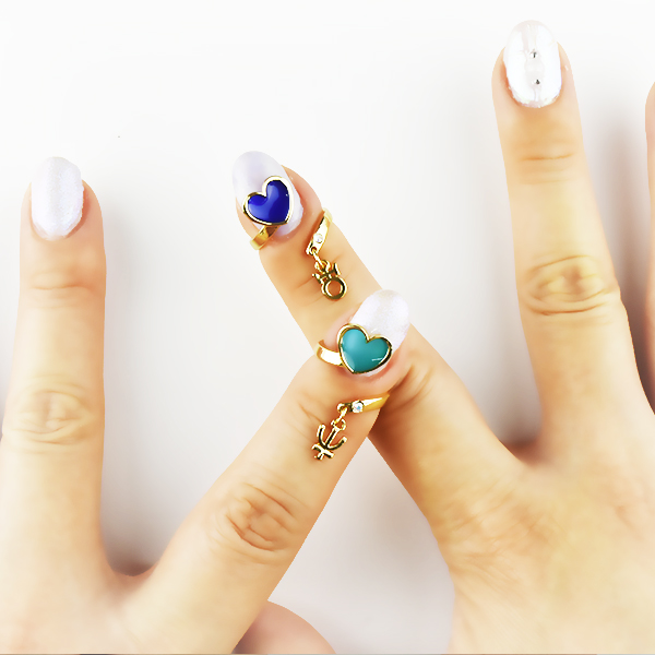 セーラームーン エターナル ネイルオイルセット セーラームーン